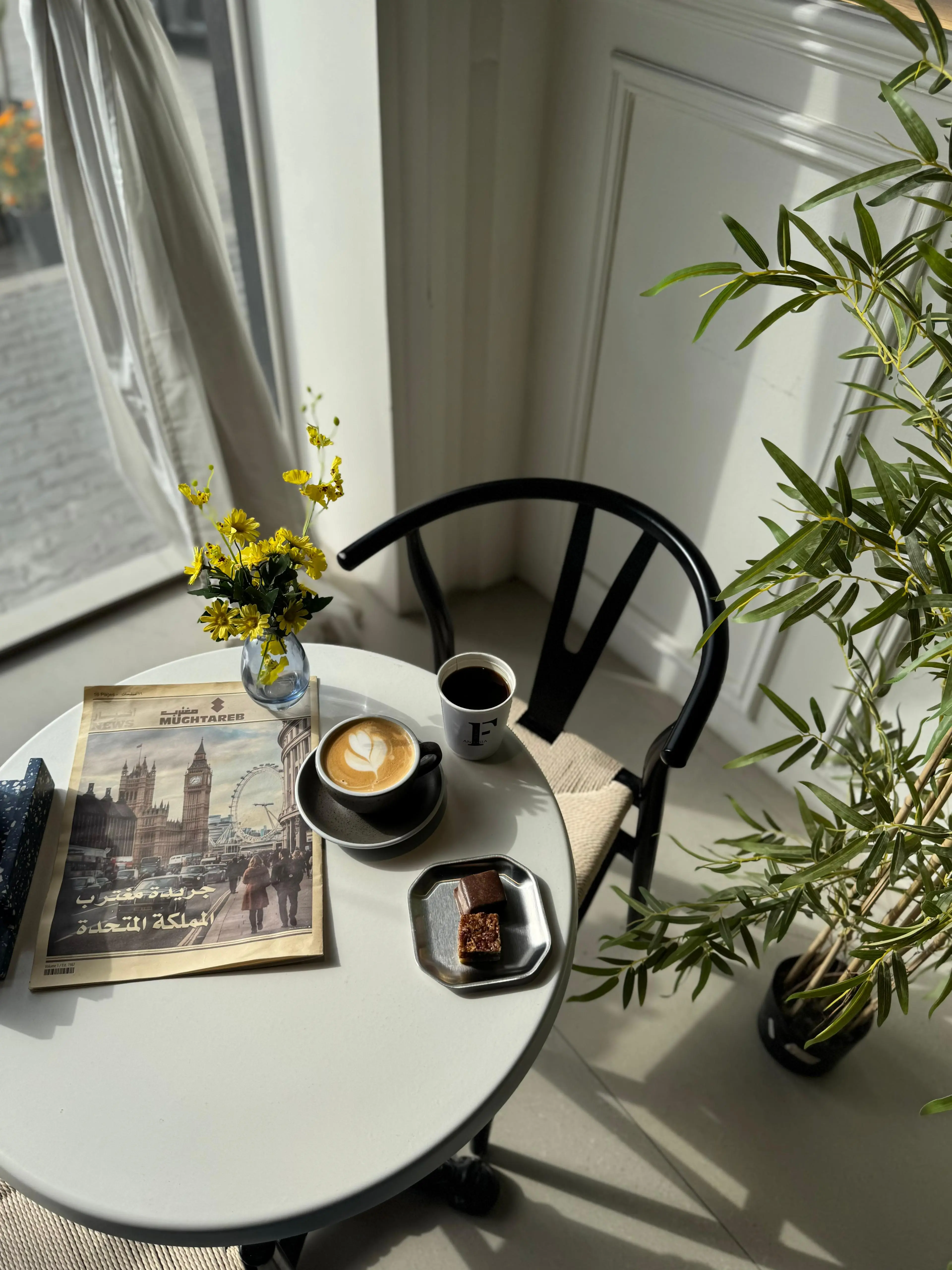 تفاصيل الديكور المودرن في Fantasia Coffee