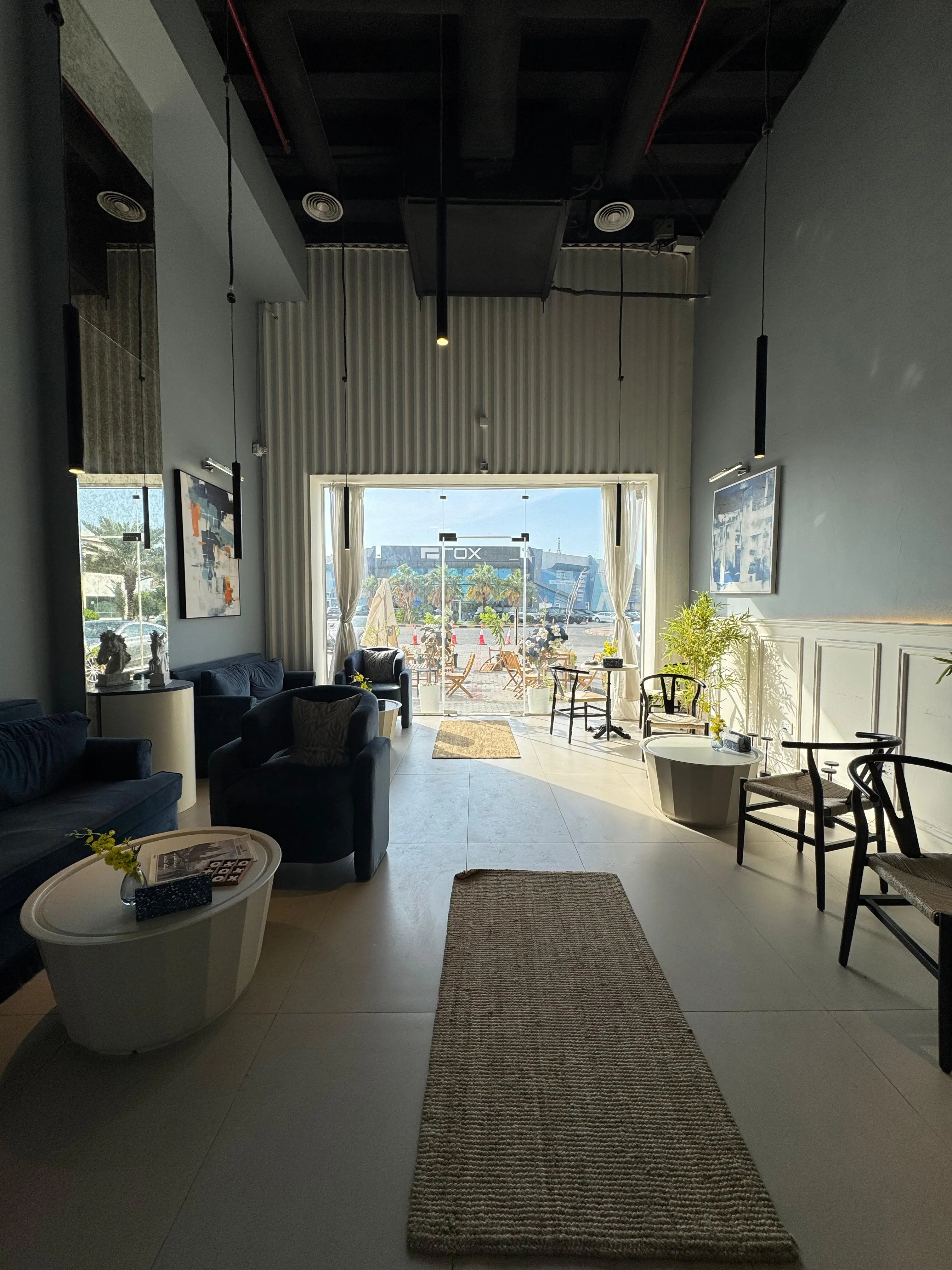 تجربة القهوة الساخنة في Fantasia Coffee