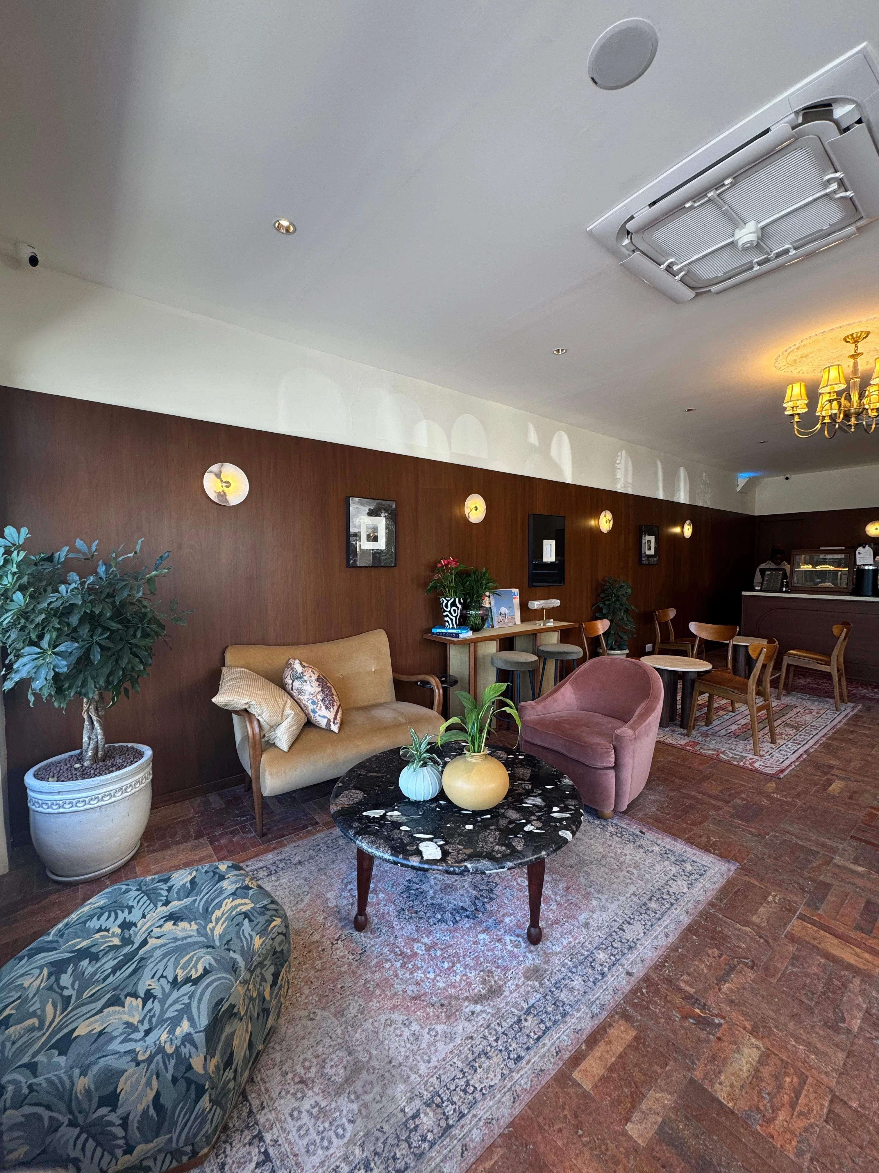 جلسات Ult Cafe الداخلية - مكان مناسب للشغل والدراسة