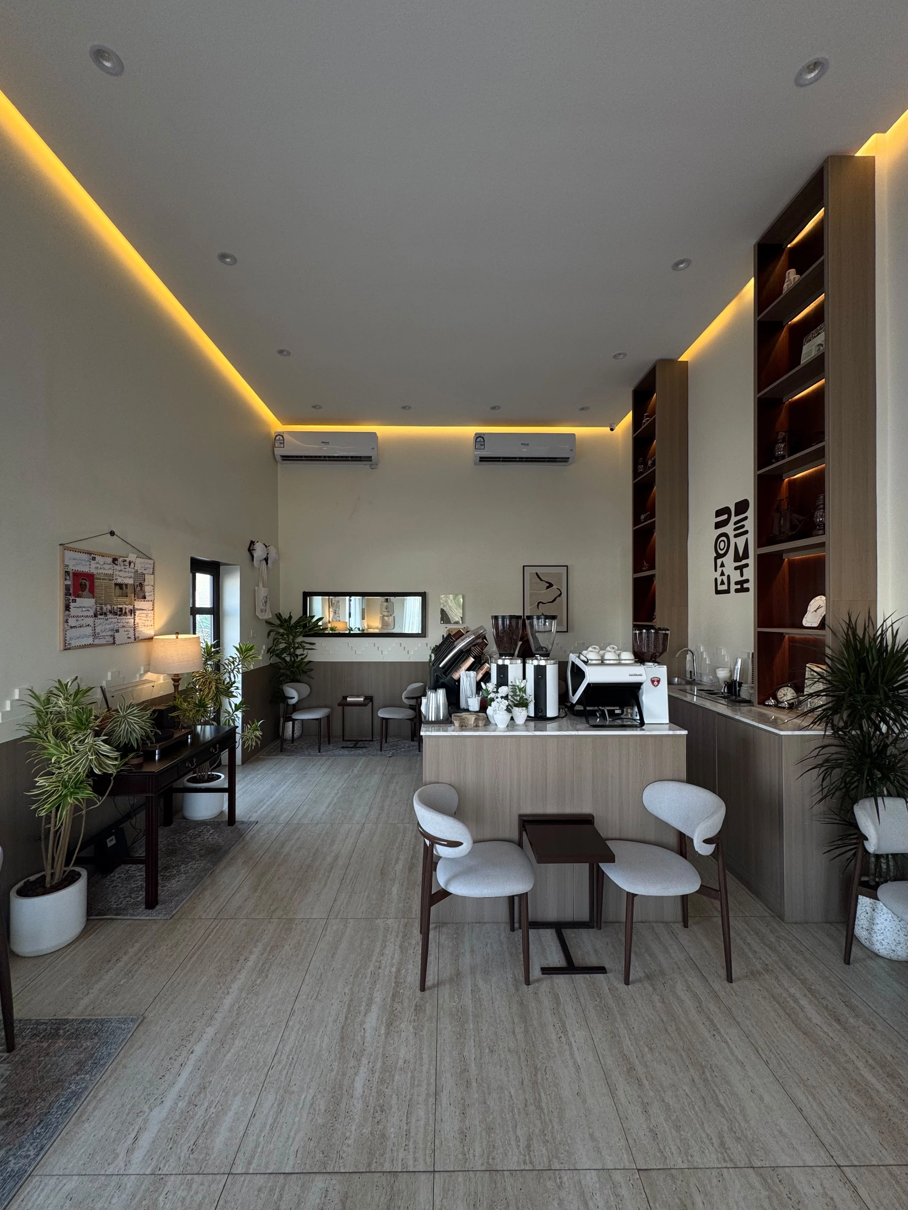 Demth Cafe الفروانية - أجواء هادئة ومريحة