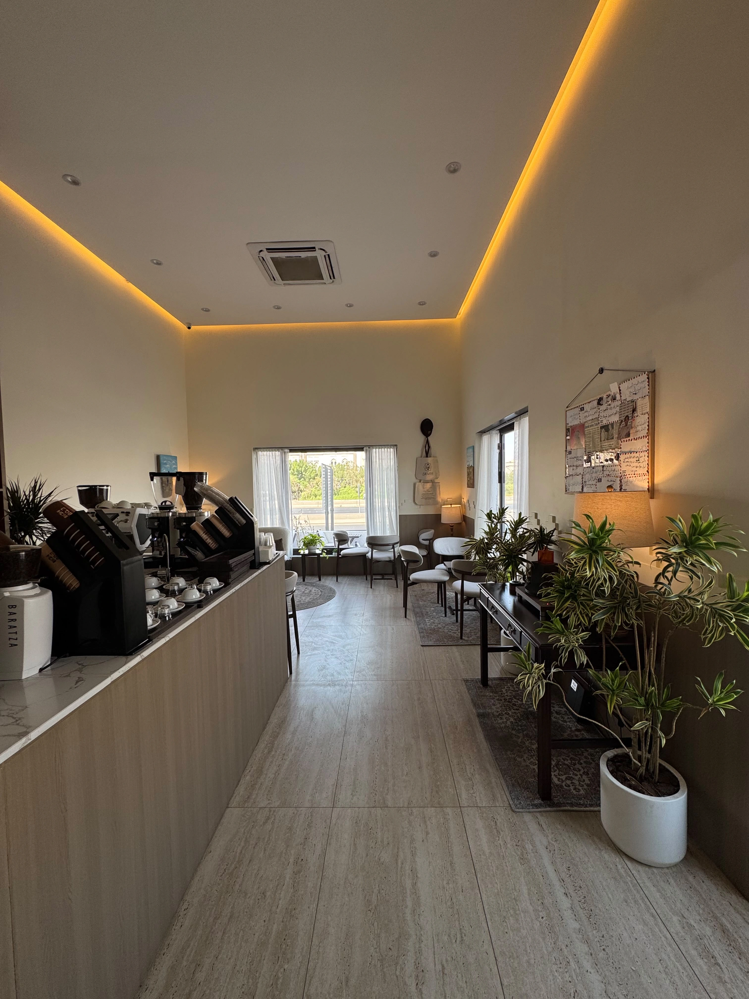 مخبوزات وحلويات Demth Cafe