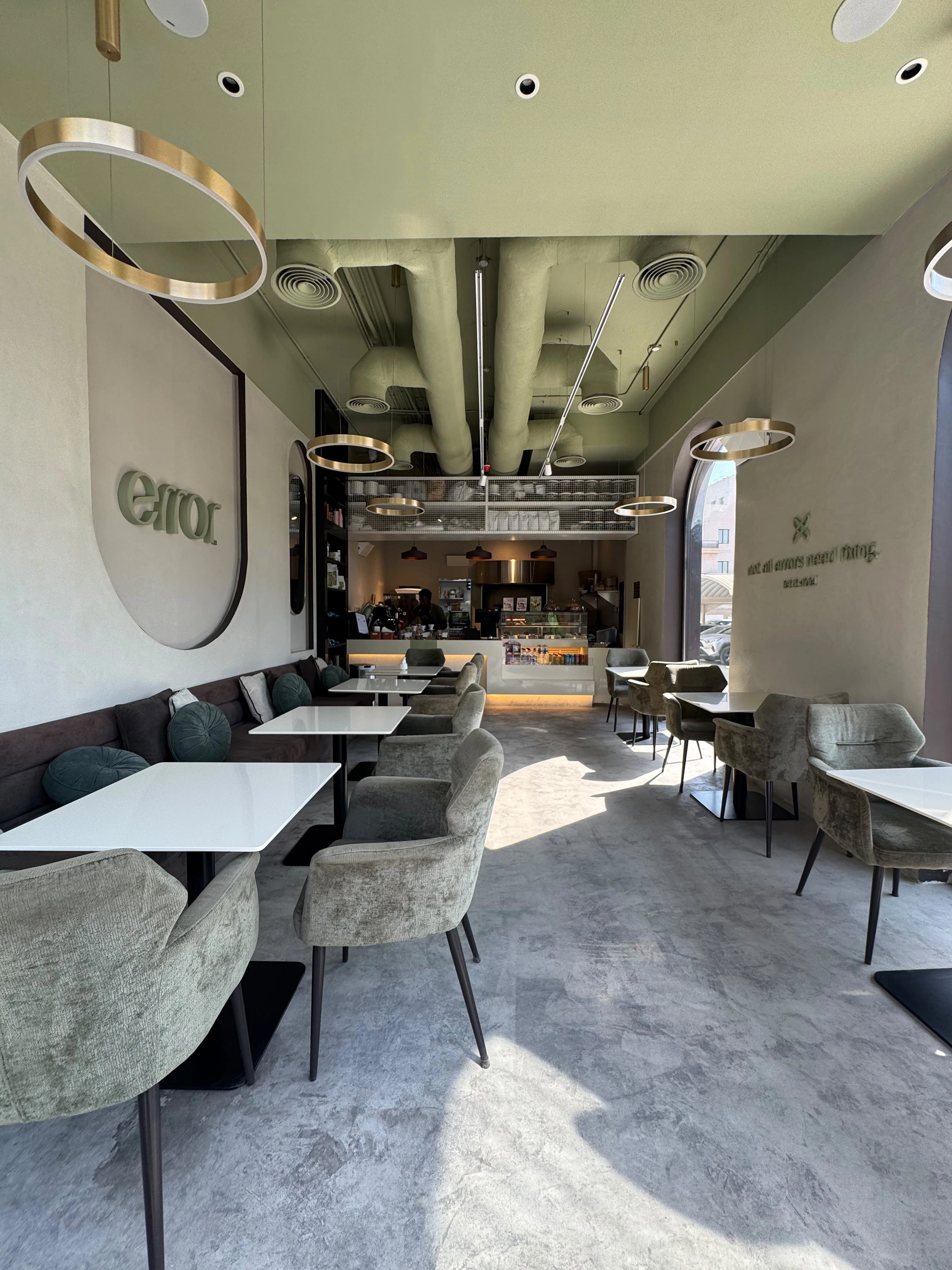 Error Cafe الكويت - تجربة كافيه مميزة في السالمية