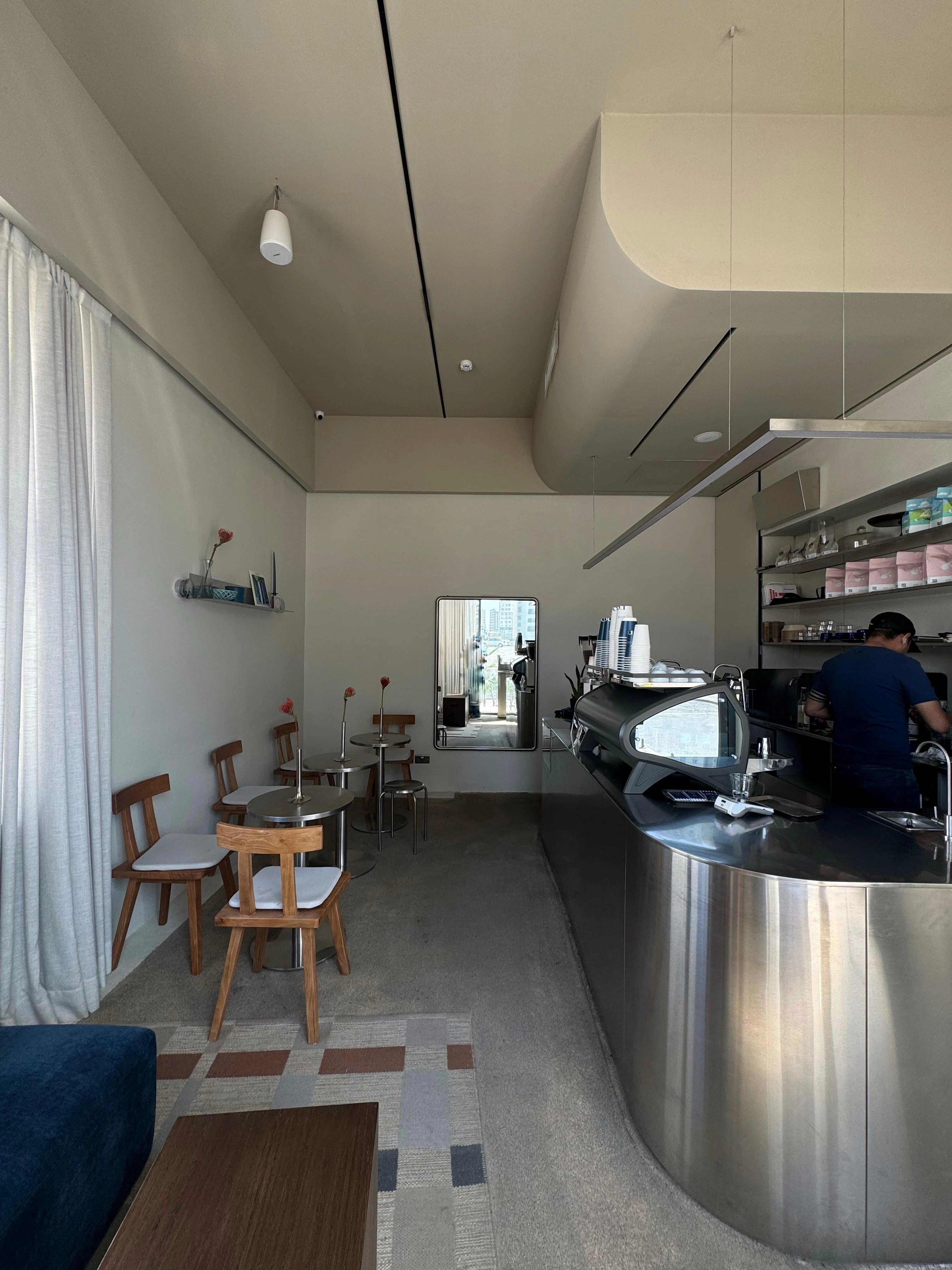 تفاصيل المكان في Focus Cafe الكويت